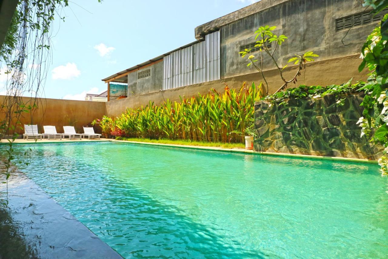 Koi Hotel And Residence Denpasa Buitenkant foto